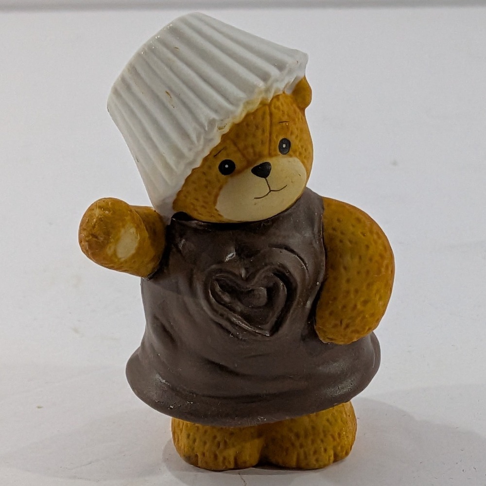 Vintage 1992 Lucy Rigg Enesco‎ Teddy Bear Chocolate Bon Bon Painted Porcelain